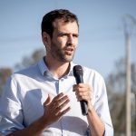 Estrada: “A nosotros no nos van a encontrar tocando la guitarra”