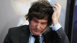 Lee más sobre el artículo Rumor de crisis en La Libertad Avanza: ¿Milei abandonará la carrera presidencial?