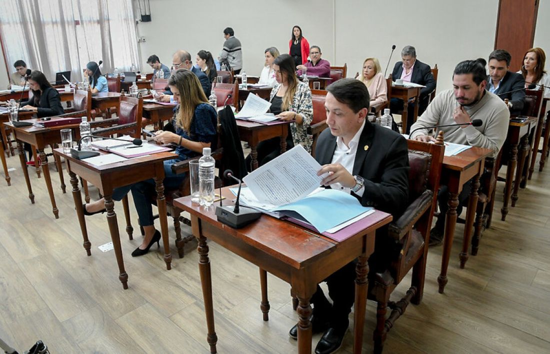 En este momento estás viendo Insólito: Concejales piden la construcción de un puente que ya está construido