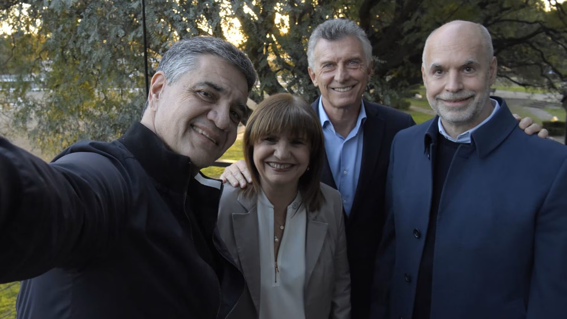 En este momento estás viendo Foto de unidad: Larreta, Bullrich y Mauricio juntos