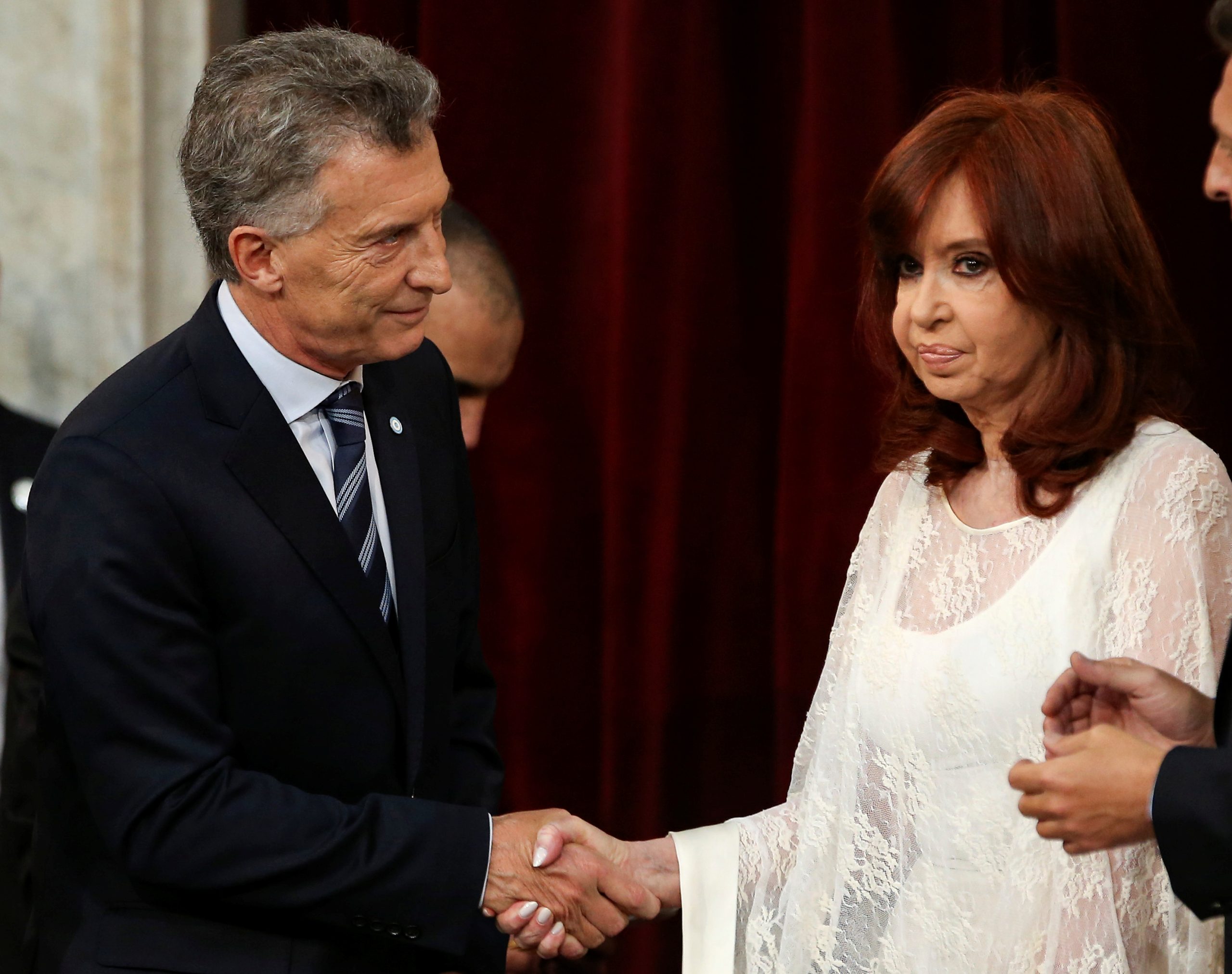 Lee más sobre el artículo Cristina le respondió a Macri tras su pedido de colaboración al FMI: «Lo trajiste vos, papi»