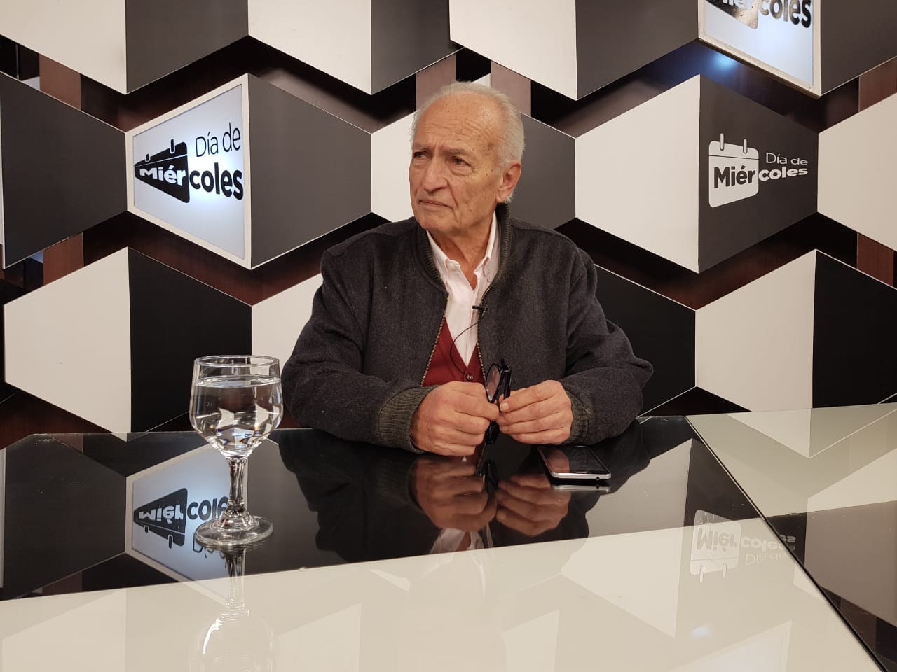 En este momento estás viendo Luto en Salta por la partida de ‘El Loro’ Giacosa: Un legado de compromiso y pasión política