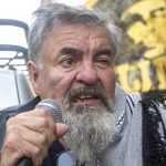 Castells reconoció haber incentivado los saqueos