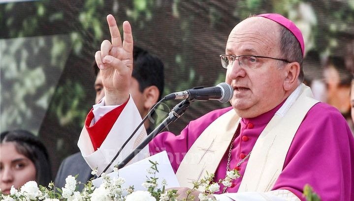 Lee más sobre el artículo Cargnello cargó contra Milei por sus dichos sobre el Papa