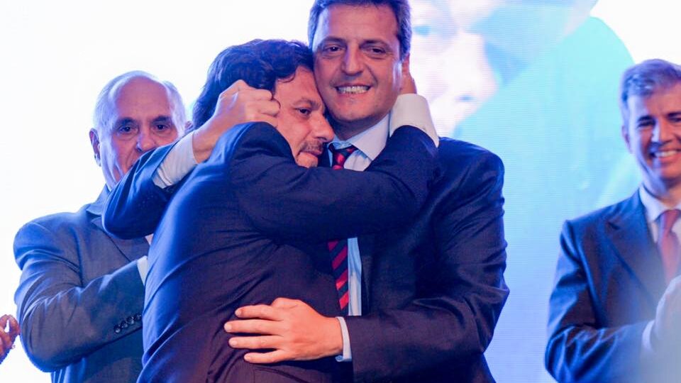 Lee más sobre el artículo Sáenz pega y despega