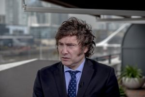 Lee más sobre el artículo La Justicia resolvió que el DNU de Milei es inconstitucional en materia laboral