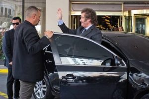 Lee más sobre el artículo Los números de Sáenz no cierran en el Hotel Lobertador